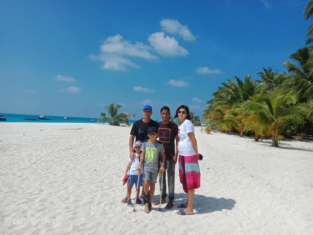 Hotel Galaxy Sunrise Sea View Fulidhoo Exterior foto