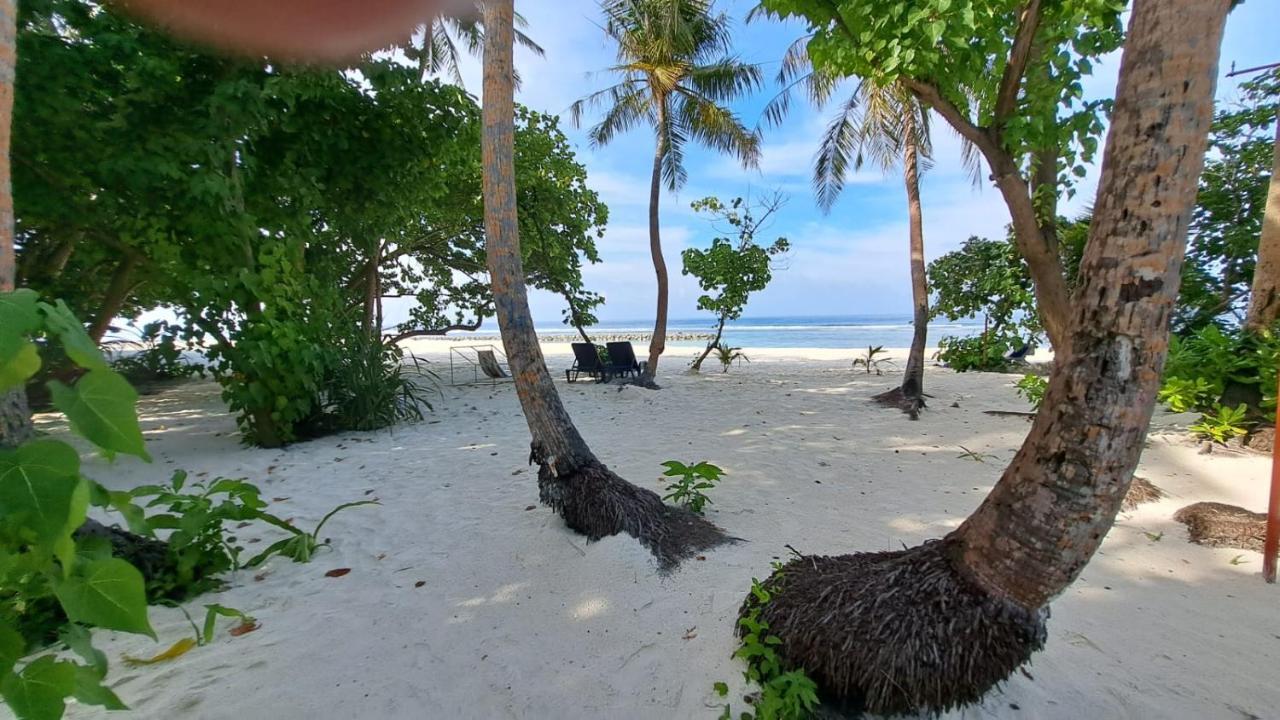 Hotel Galaxy Sunrise Sea View Fulidhoo Exterior foto