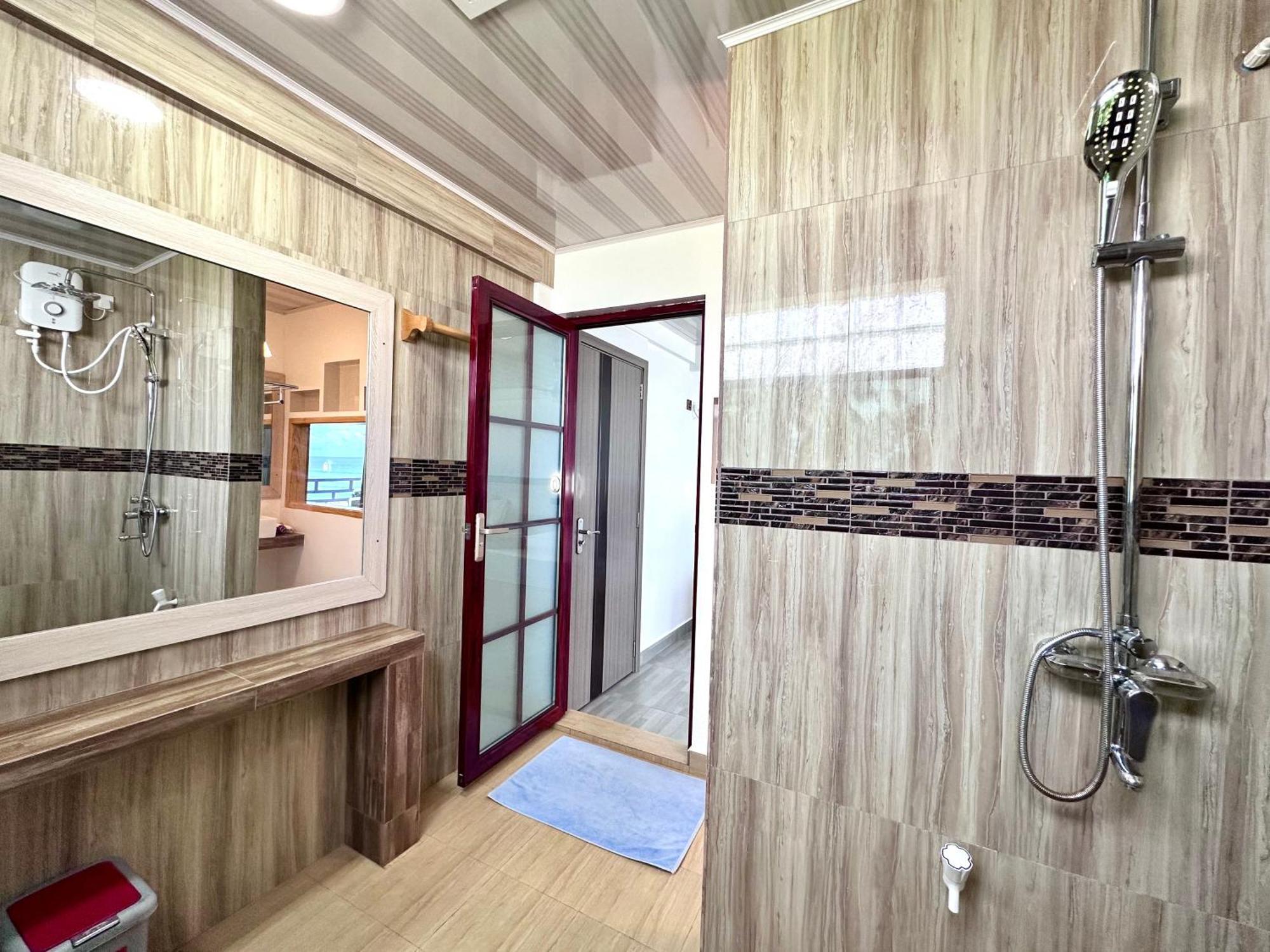 Hotel Galaxy Sunrise Sea View Fulidhoo Exterior foto